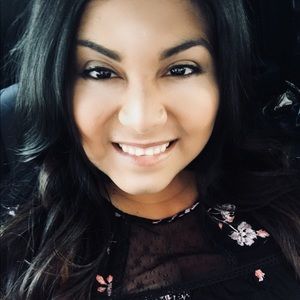 Meet your Posher, Erickah